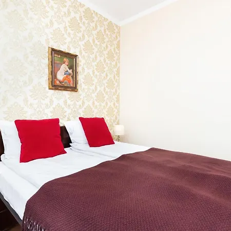 Jaglana Near Old Town By Renters