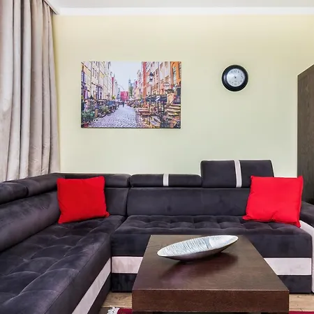 Jaglana Near Old Town By Renters 格但斯克